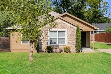 706 LLOYD ST WILMER, TX 75172